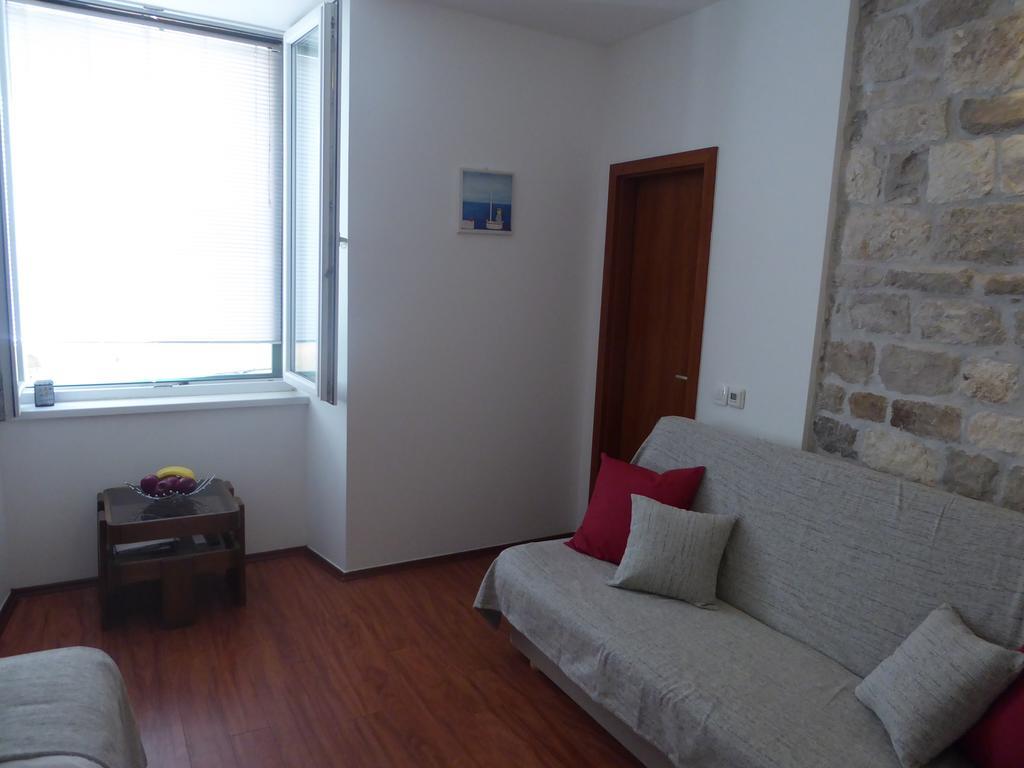 Studio Apartment Mila Split Extérieur photo