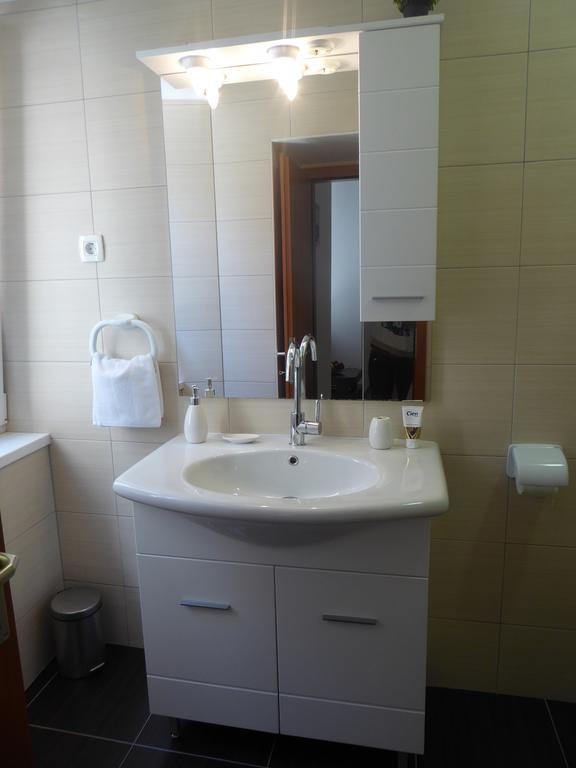 Studio Apartment Mila Split Extérieur photo