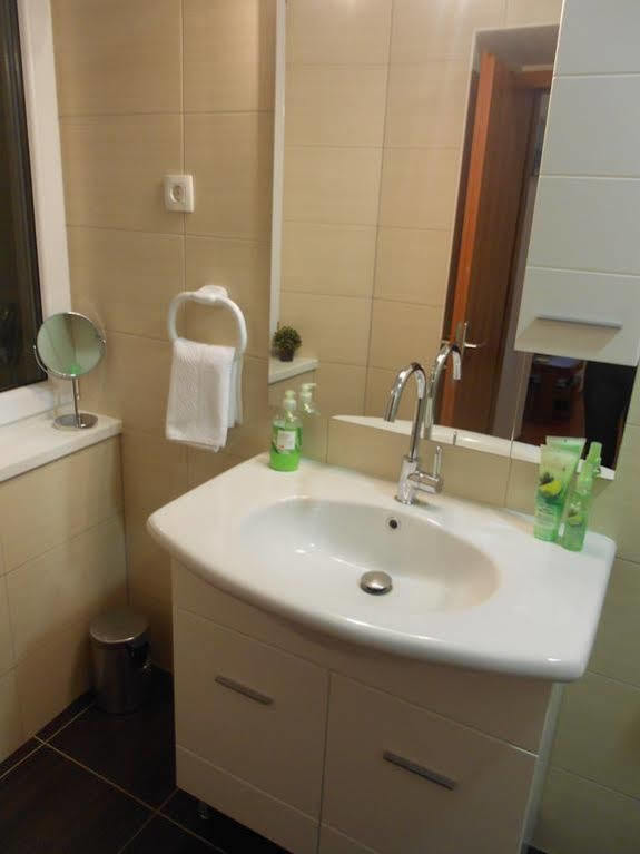 Studio Apartment Mila Split Extérieur photo